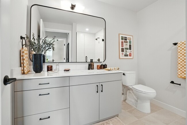 Photo - 1103 W Carroll Ave Unit 1103