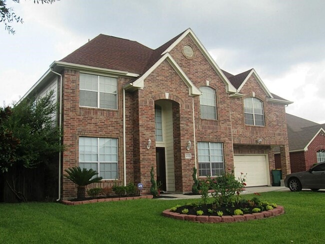 Building Photo - 4014 Reinald Rd