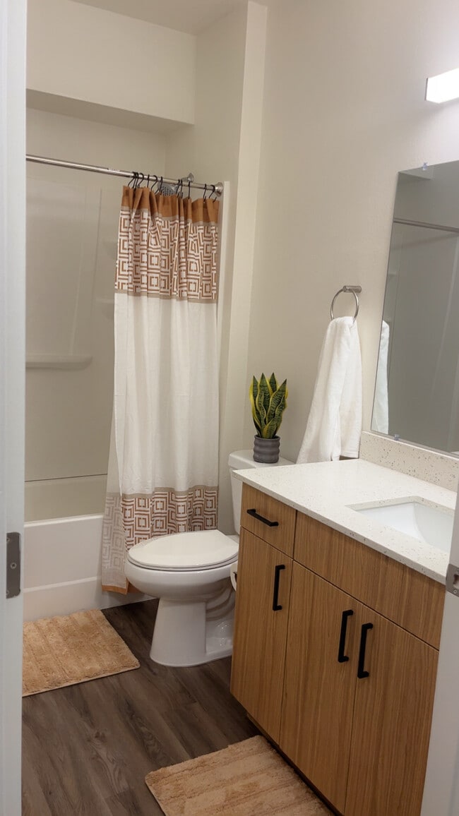 Photo - The Crest at Skyline