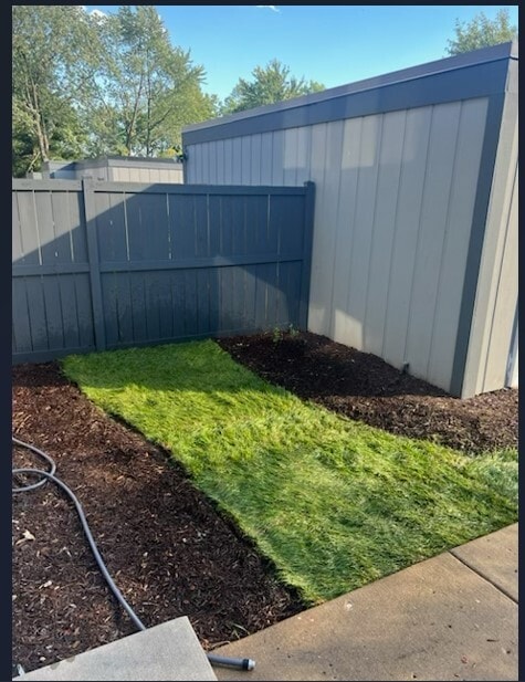 Photo - 521 N Woodfield Trl