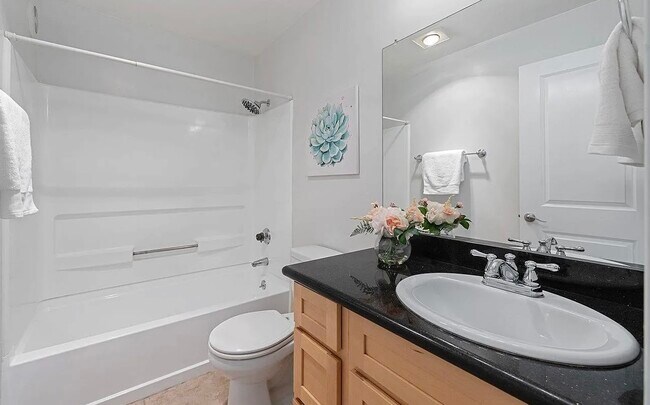 Photo - 6400 Christie Ave Unit 4202