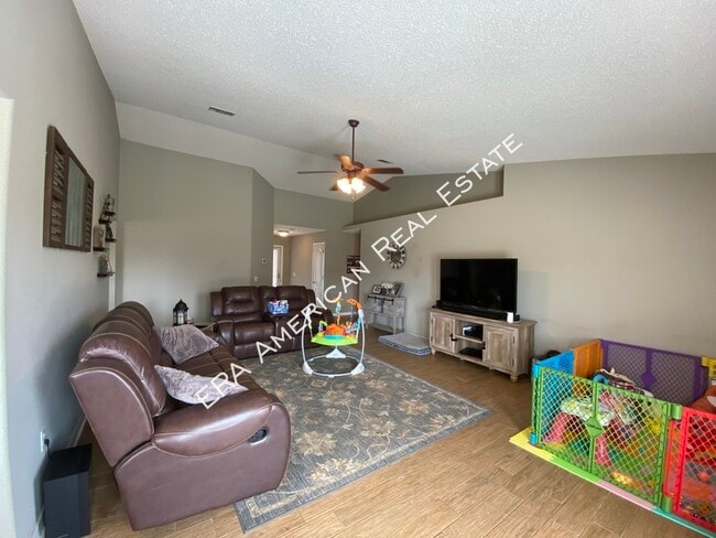 Photo - 2205 Gozo Ct