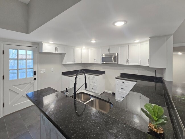 Photo - COMPLETELY RENOVATED 4 Bedroom/2 Bath Harv...