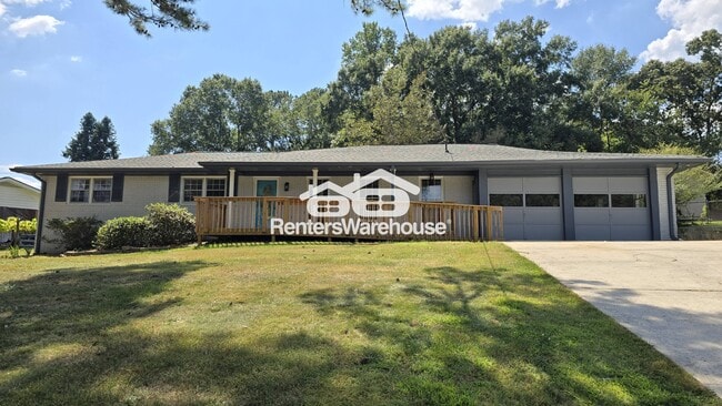 Building Photo - 217 Jennifer Ln NW