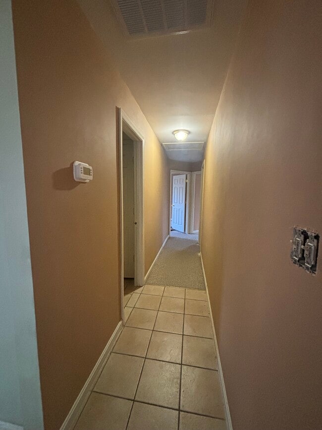 Photo - 15912 Warburton Dr