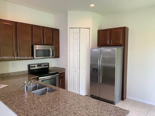 Photo - 3492 93rd Ave