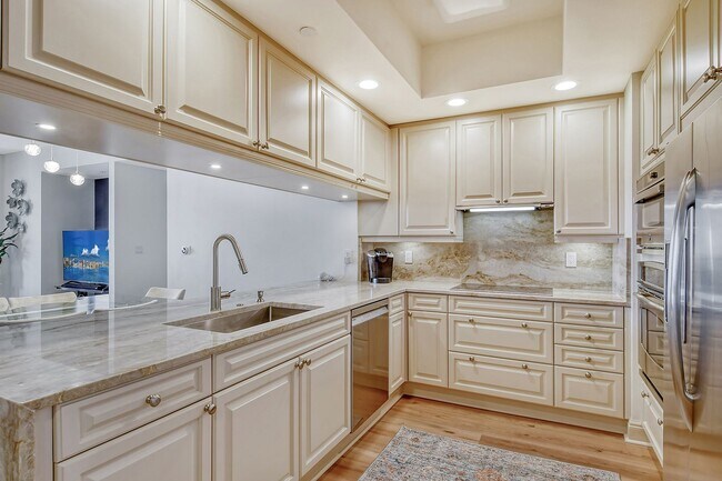 Photo - Short term ONLY Amazing 2/2 condo in the h...