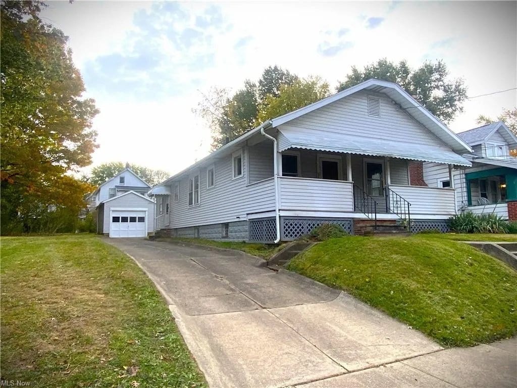 Photo - 929 Allendale Ave