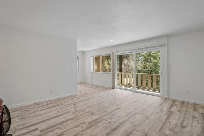 Photo - Incline Village: Condo - 2 Bedrooms, 1 Bat...