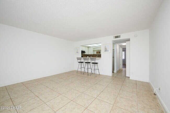 Photo - 633 S Palmetto Ave Unit 305