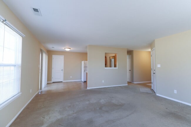 Photo - 3-Bedroom Ranch Home on Quiet Cul-de-Sac