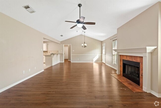 Building Photo - 1009 Lincoln Ave Rental