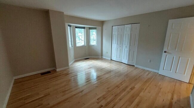 Master bedroom - 66 Saint James St