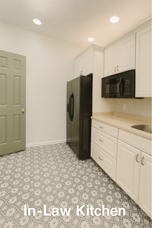 Photo - 3344 Prince Edward Ct