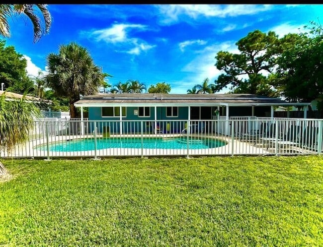 Photo - 2233 SE 13th St