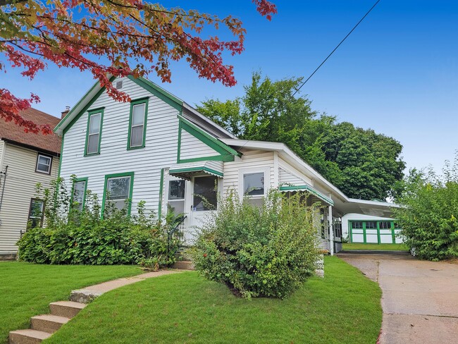 Building Photo - 631 M.L.K. Jr St SE