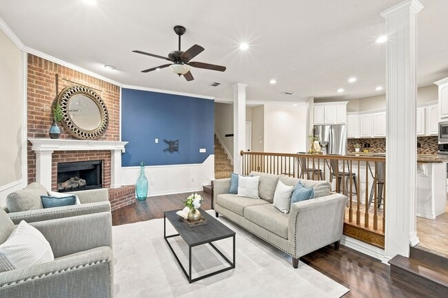 7030 Pecan Creek Cir