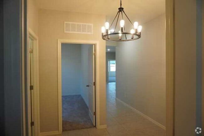 Building Photo - Great San Tan Valley Home
