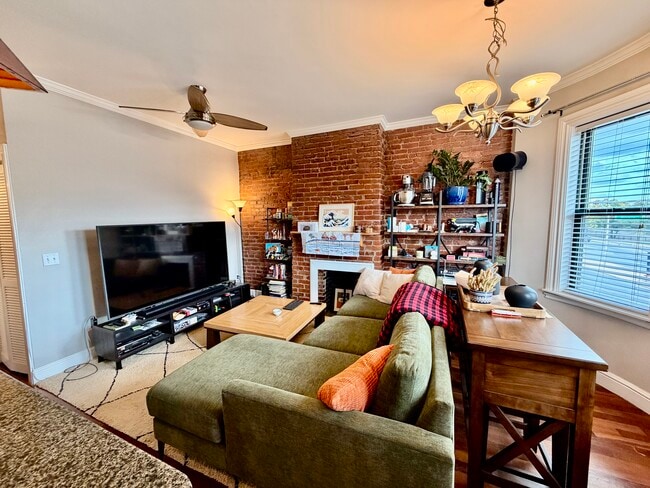 Photo - 195 Cambridge St Unit 2