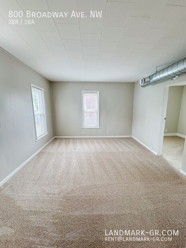 Photo - 800 Broadway Ave NW