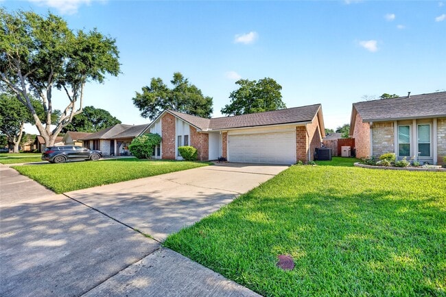 Photo - 3031 Shawnee Dr
