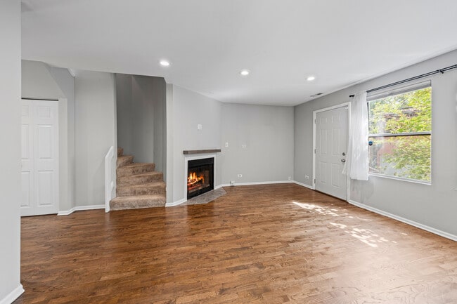 Photo - 1839 N Bissell St
