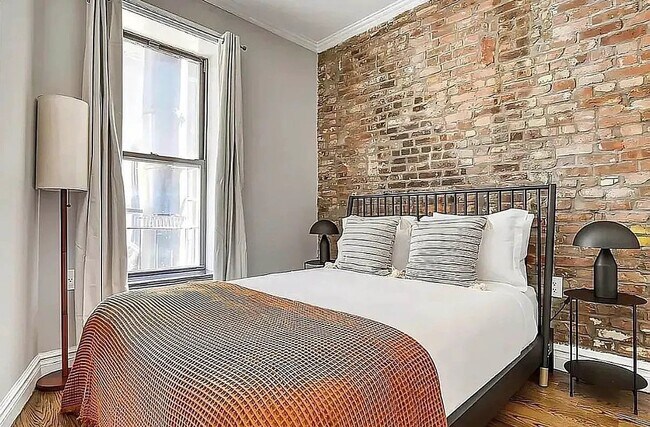 Photo - 245 E 44th St Unidad 25E