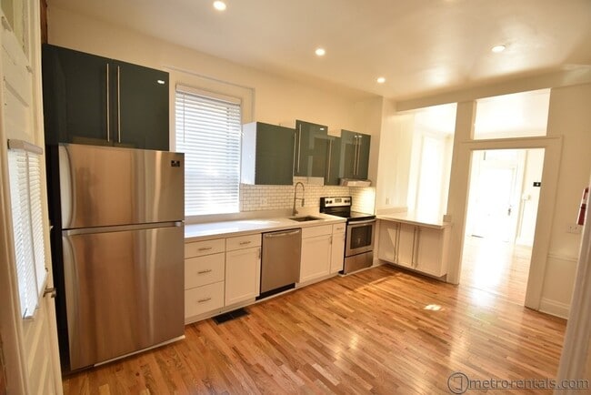 Building Photo - 728-730 S. Third Unit 730 S. Third Rental