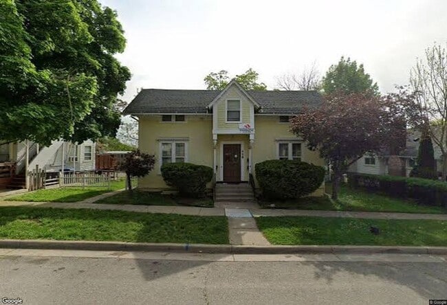 Building Photo - 118 College Pl Unit 118-3