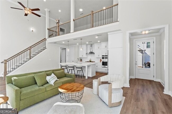 Photo - 491 Pearl St