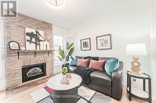 Photo - 84 Raleigh Crescent