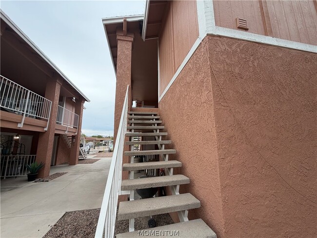 Building Photo - 1575 Monte Vista Dr Unit 4