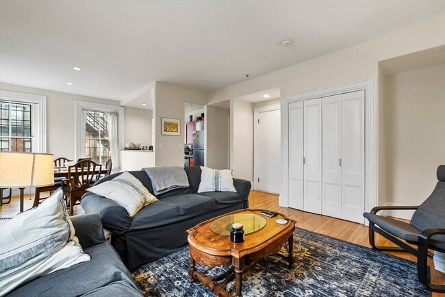 Photo - 59 E Springfield St Unit 2