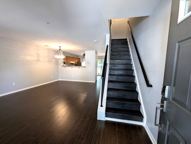 Photo - 1512 Danewood Ct