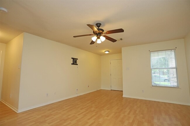 7518 Drifting Willow Ct