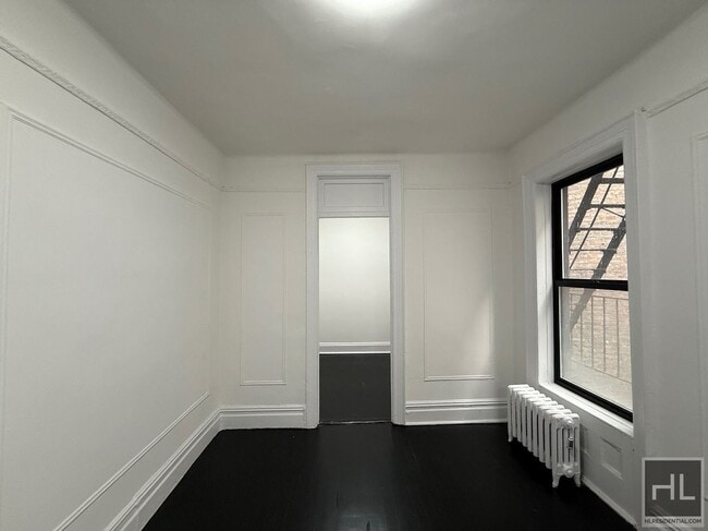 Photo - YORK AVENUE Unit 2D