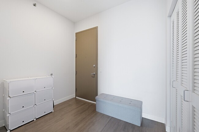 Photo - 1000 S Clark St Unit 2102