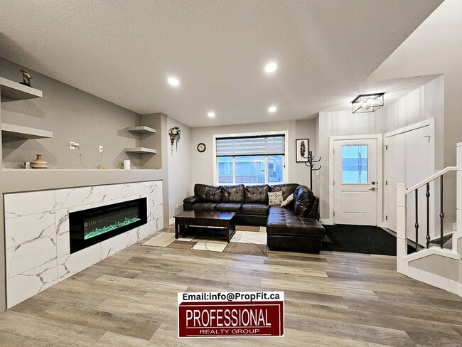 Photo - 6044-6179 179 Ave NW