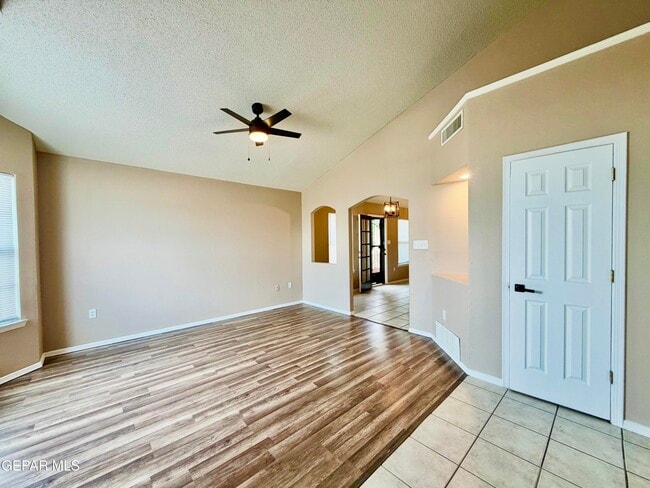 3904 Tierra Marfil Rd