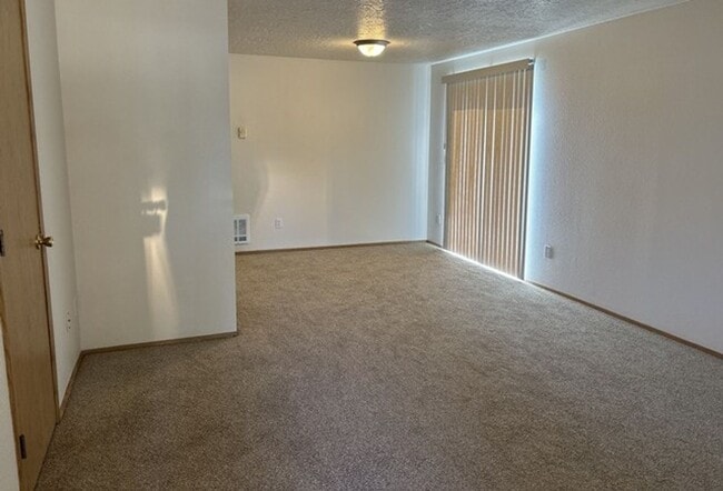 Photo - 377-379 Shamrock St Unit 377
