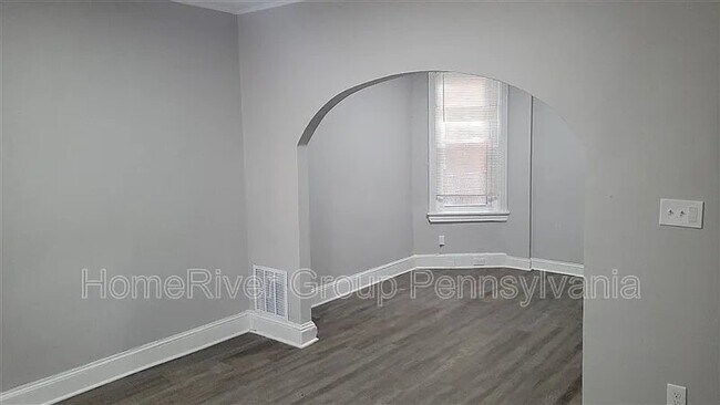 Photo - 5704 Belmar St