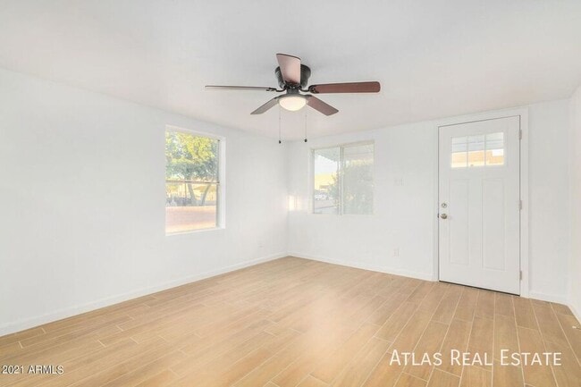 Photo - 444 S Delaware St Unit 1