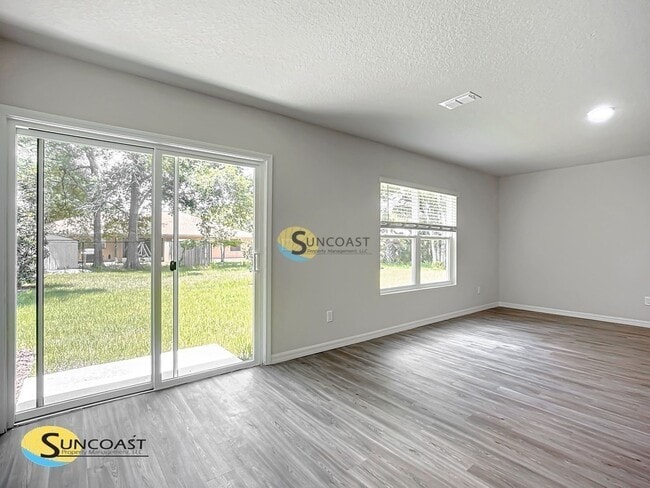 Photo - 32 Rosepetal Ln Unit A