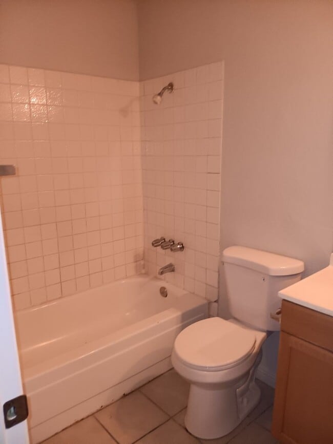 Photo - NW REHABBED TOWNHOME 3/2 WITH BACKYARD