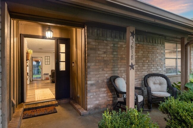 Photo - 5618 Village Way Dr.