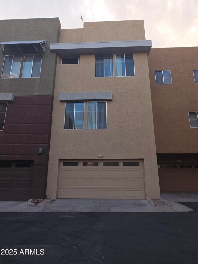 Photo - 6605 N 93RD Ave