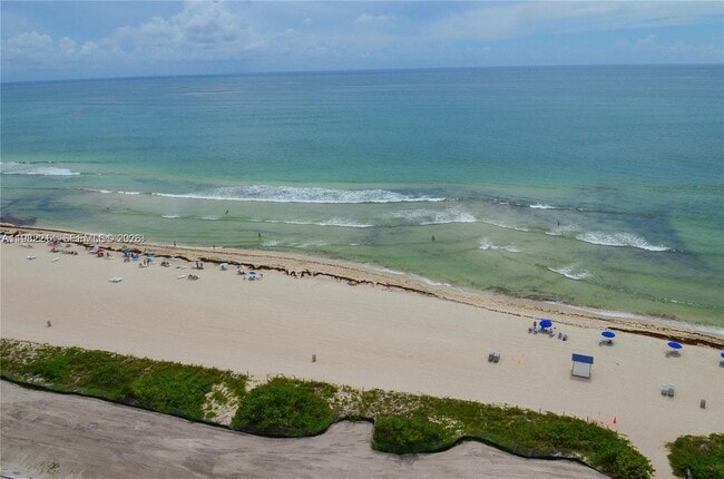 Photo - 5555 Collins Ave Unit 4A