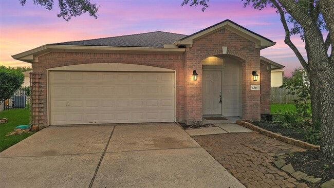 Photo - 6310 Macquarie Dr House