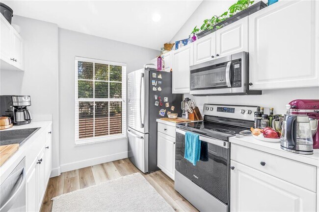 Photo - 8350 Wingate Dr Unidad 925