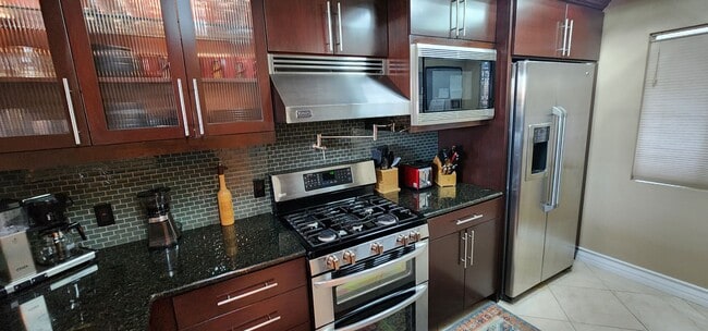 Photo - Fully furnished-full Sphere view Unit 326